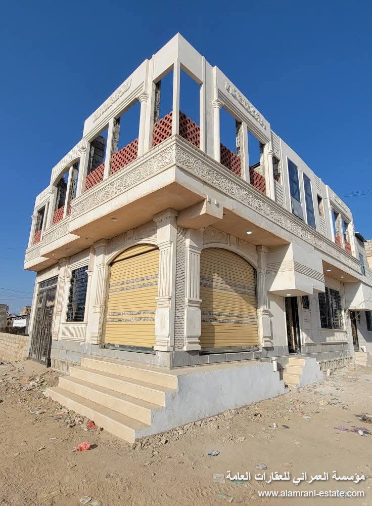 منزل ركني واجهتين حجر