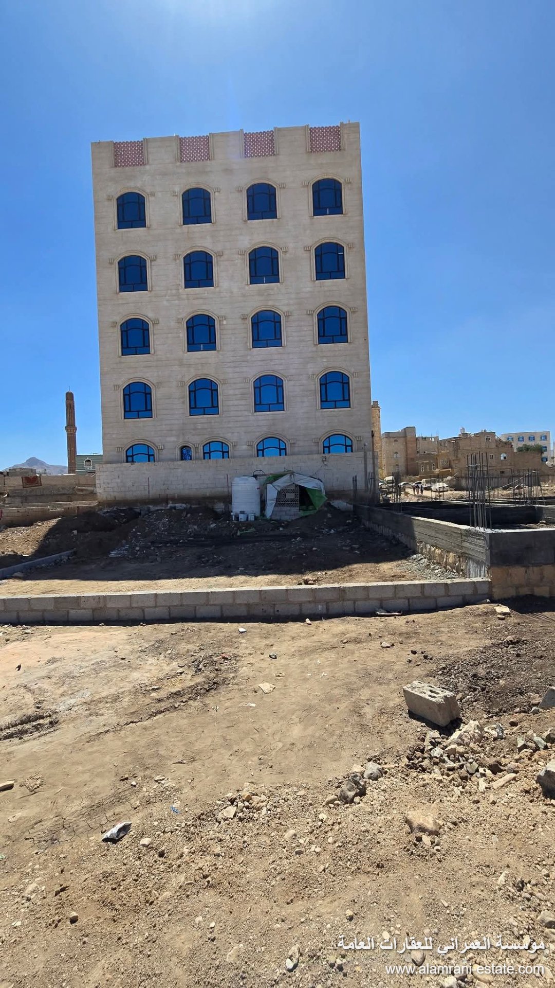 أرض 3.33 لبنة مسورة ومربعة (في حي الدكاترة)